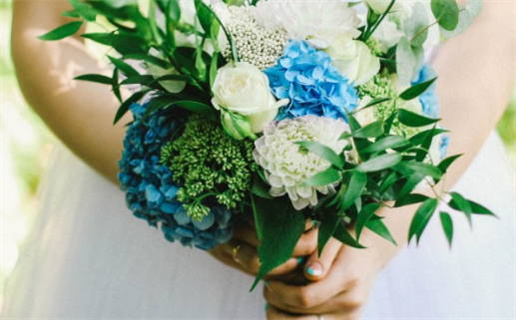 2032年农历二月廿八结婚日子如何 今日办婚礼好吗