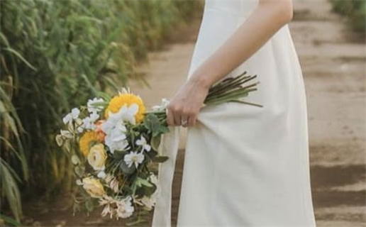 2025年农历腊月廿五结婚黄道吉日 是办喜事好日子吗