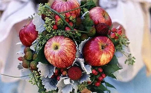 2026年11月11日结婚吉日查询 今日办婚礼好吗