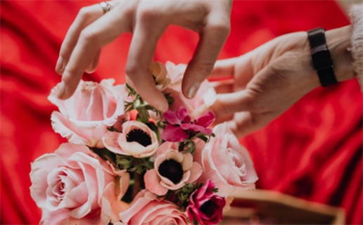 2035年农历正月十一结婚吉日查询 是办喜事好日子吗