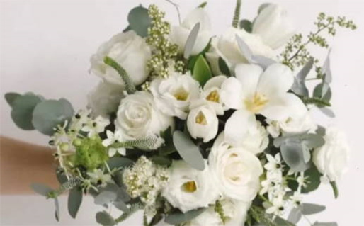 2027年农历正月廿五结婚吉日查询 宜办婚礼吉日查询