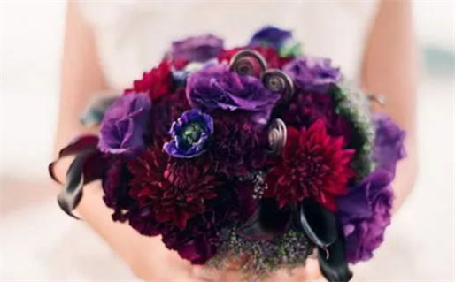 2027年农历冬月廿九结婚吉日查询 宜办喜事吉日查询