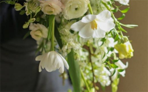 2033年农历六月初五是结婚好日子吗 今日办婚礼好吗