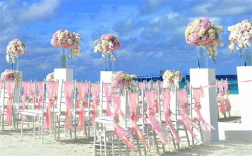 2025年11月10日领证好不好 宜登记领证吉日查询