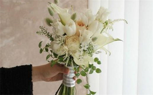 2033年11月27日领证日子如何 今日领证结婚好吗