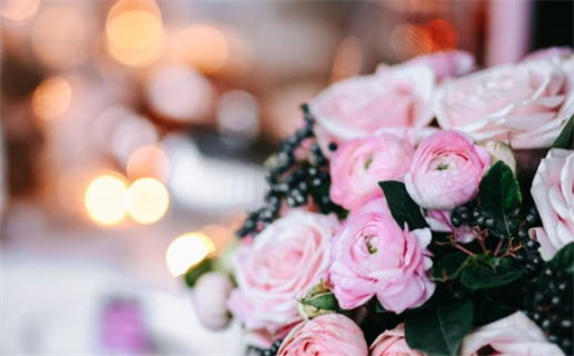 2032年农历九月初二领证好吗 宜登记结婚吉日查询