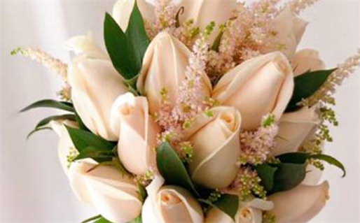 2032年农历四月十七是不是领证吉日 宜领证吉日查询